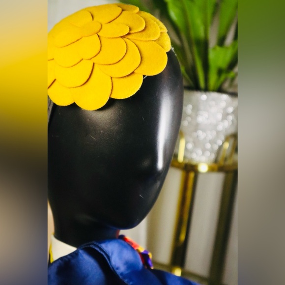 Artistry Handmade Daisy Headband Unique NWOT - Picture 2 of 2